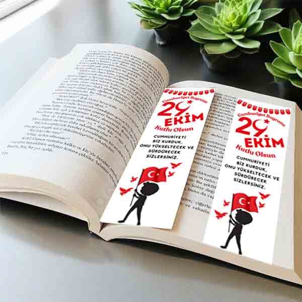29-ekim-cumhuriyet-bayrami-icin-hazirlanmis-ataturk-sozlu-ve-turk-bayragi-tasiyan-cocuk-figurlu-hediyelik-kitap-ayraci
