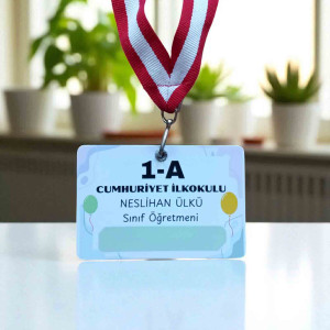 Balon Tasarımlı Kişiye Özel PVC Kaplı Boyun Askılı Öğrenci Yaka Kartı - Çift Taraflı Yazılabilir Balon Tasarımlı Kişiye Özel PVC Kaplı Boyun Askılı Öğrenci Yaka Kartı - Çift Taraflı Yazılabilir