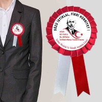 Mehmet Akif Ersoy Anma Kokartı - "Sözü İstiklal, Fikri Hürriyet!" (Kırmızı Beyaz Kurdeleli) Mehmet Akif Ersoy Anma Kokartı - "Sözü İstiklal, Fikri Hürriyet!" (Kırmızı Beyaz Kurdeleli)