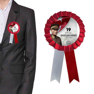 19 Eylül Gaziler Günü Kokartı | Atatürk Resimli Saten Yaka Tören Kokartı 19 Eylül Gaziler Günü Kokartı | Atatürk Resimli Saten Yaka Tören Kokartı