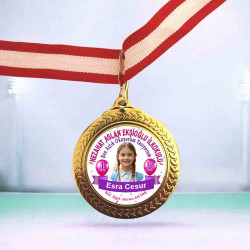 Kişiye Özel Fotoğraflı Okuma Bayramı Madalyası - Altın Kaplama Başarı Ödülü