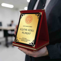 Kişiye Özel Kırmızı Kadife Kutulu Plaket - Kırmızı Kadife Kutu  Ödül Plaketi