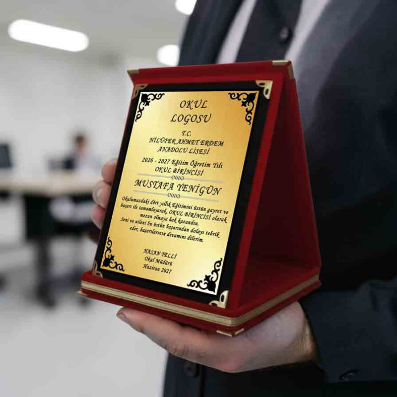 Okul Logolu Kişiye Özel Okul Birincisi Kırmızı Kadife Kutulu Ödül Plaketi okul-birincisi-odul-plaketi-kisisel-kirmizi-kadife-kutulu-basari-tebrik-plaketi