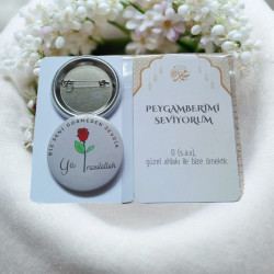 Biz Seni Görmeden Sevdik Ya Rasulallah Rozeti ve Teşvik Kartı Seti Biz Seni Görmeden Sevdik Ya Rasulallah Rozeti ve Teşvik Kartı Seti