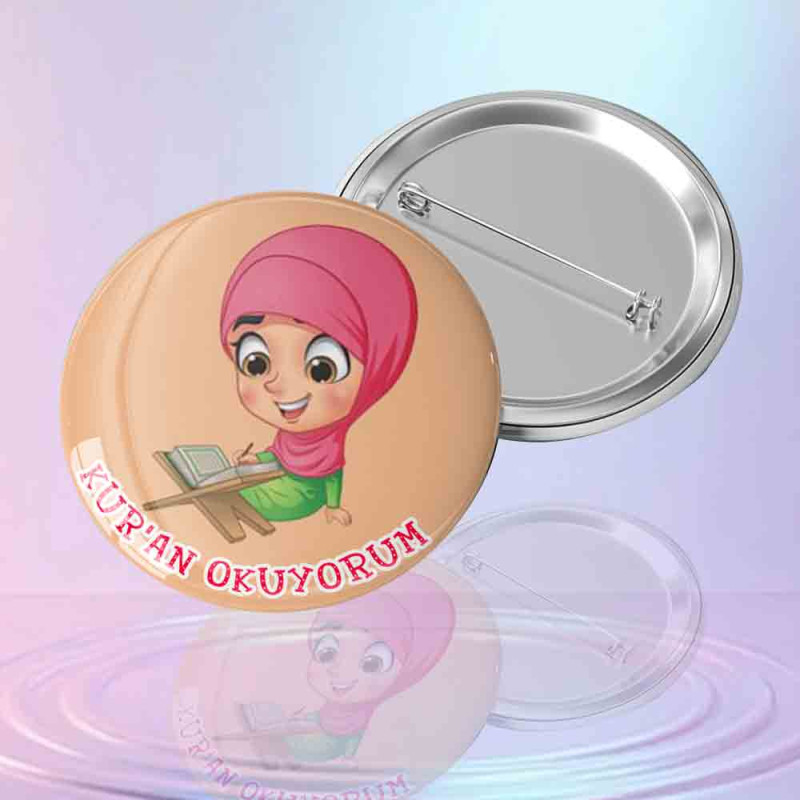 tesetturlu-kiz-cocugu-figurlu-kuran-okuyorum-yazili-igne-arkali-dini-rozet