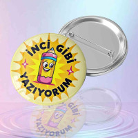 Öğrenci Motivasyon Rozeti - "İnci Gibi Yazıyorum" (Sevimli Kalem Figürlü)